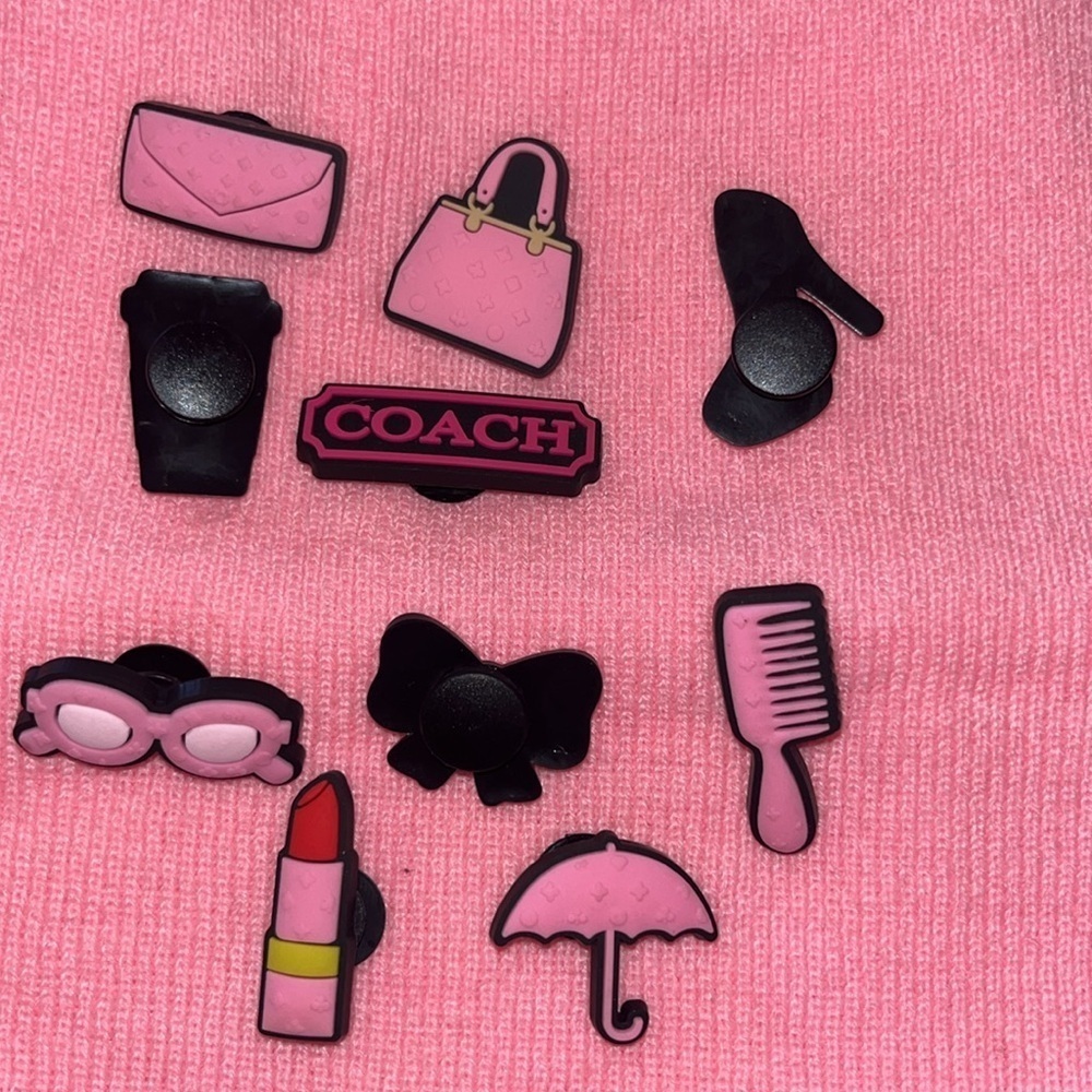 💖🆕 🎀 Shoe Charms In Pink & Black-Set of 10 NIB - Picture 5 of 7